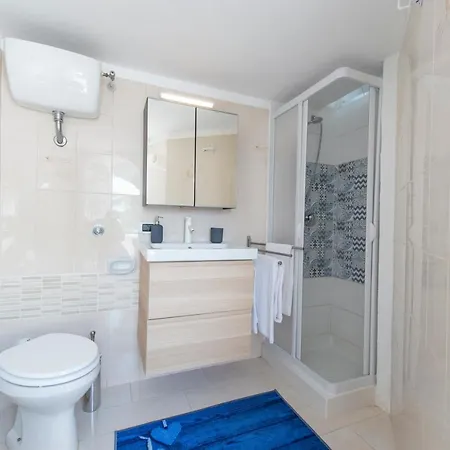 Praiano Villa Sleeps 9 With Air Con And Wifi Villa Praiano